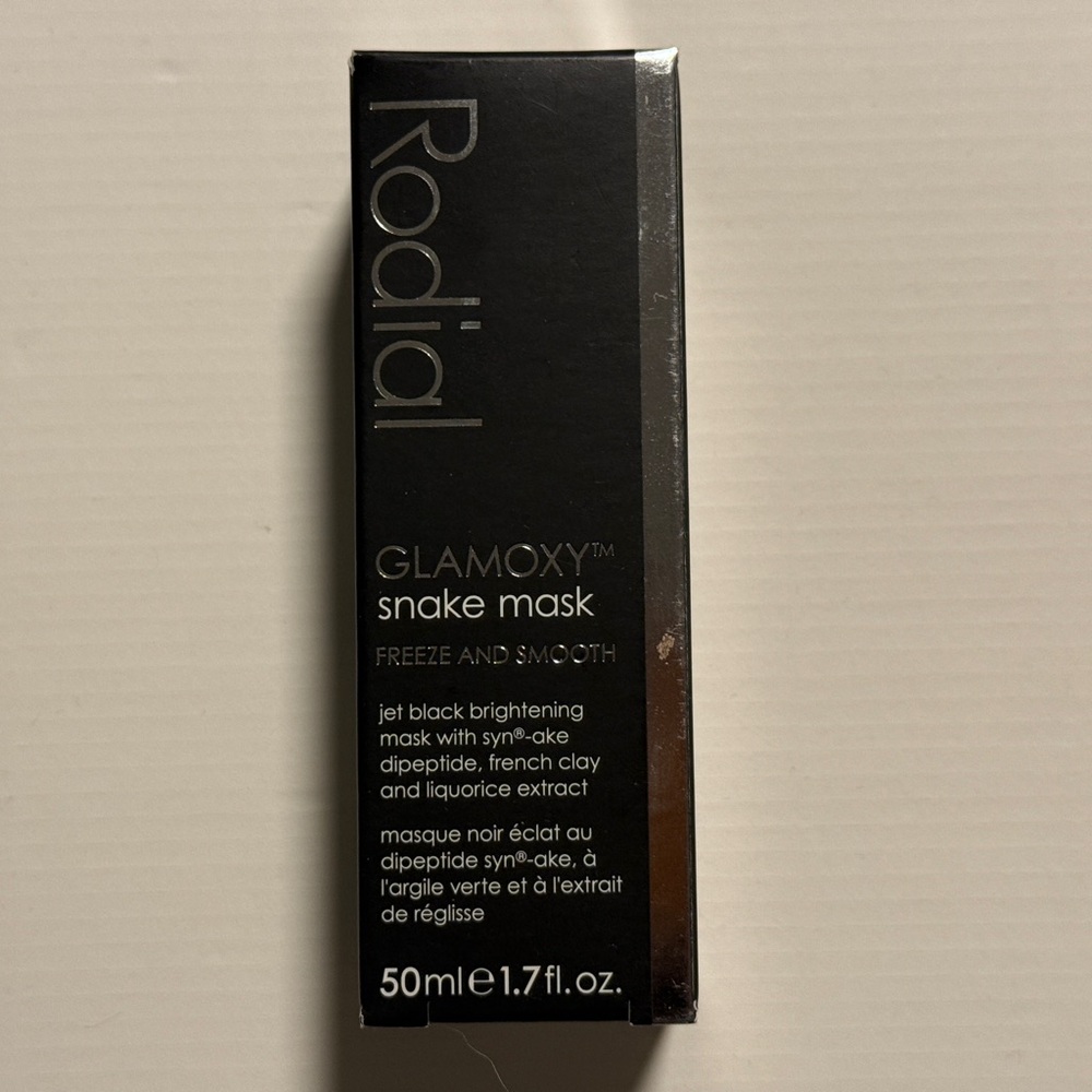 Rodial Black Glamoxy Snake Mask